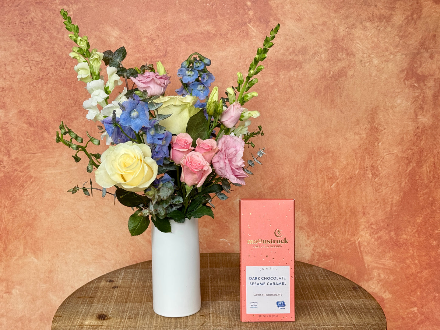 Canaima Floral Delight- Chocolate and Flowers in a vase