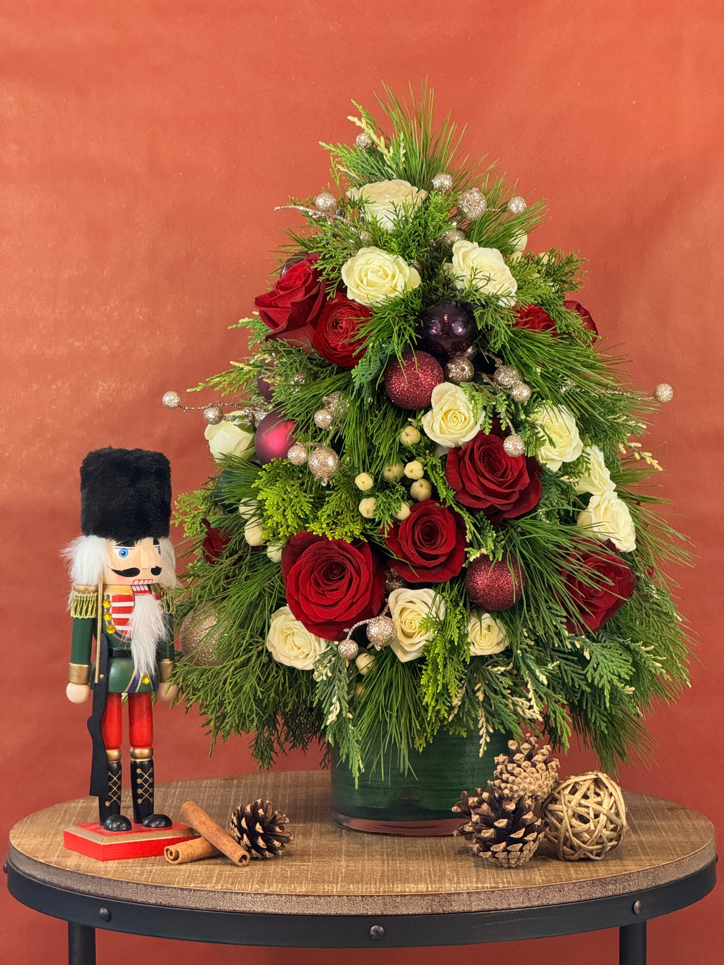 Christmas Tree Charm - Holiday Flowers