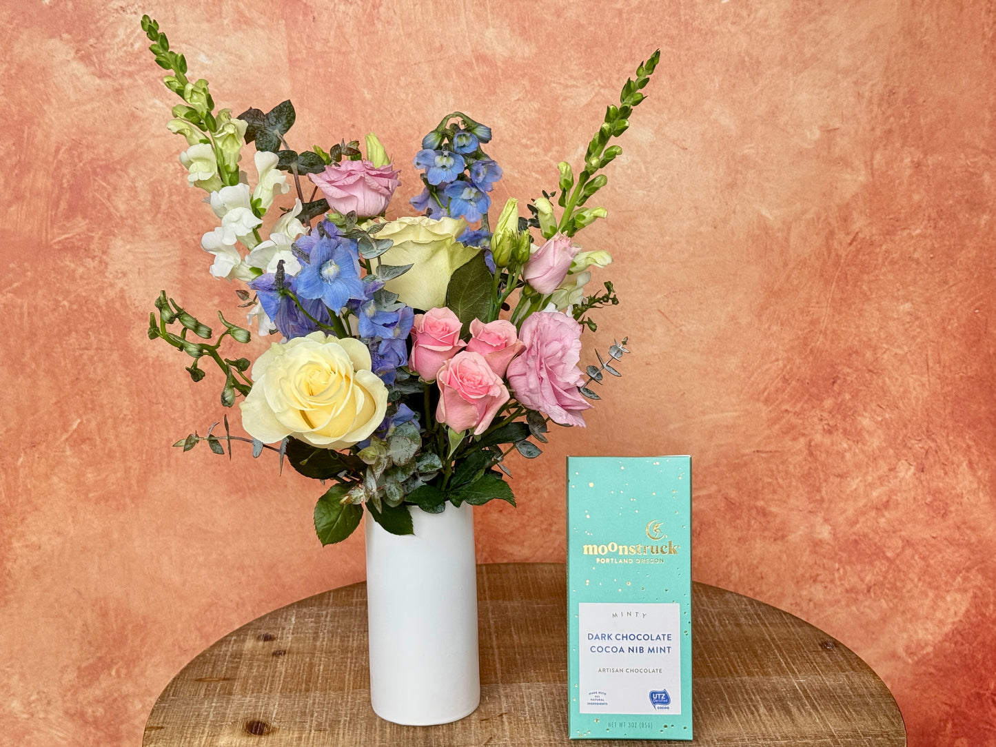 Canaima Floral Delight- Chocolate and Flowers in a vase