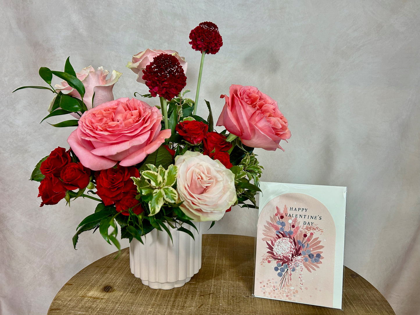 Rosé Love - Complement your gift adding a GREETING CARD/ Valentines flowers