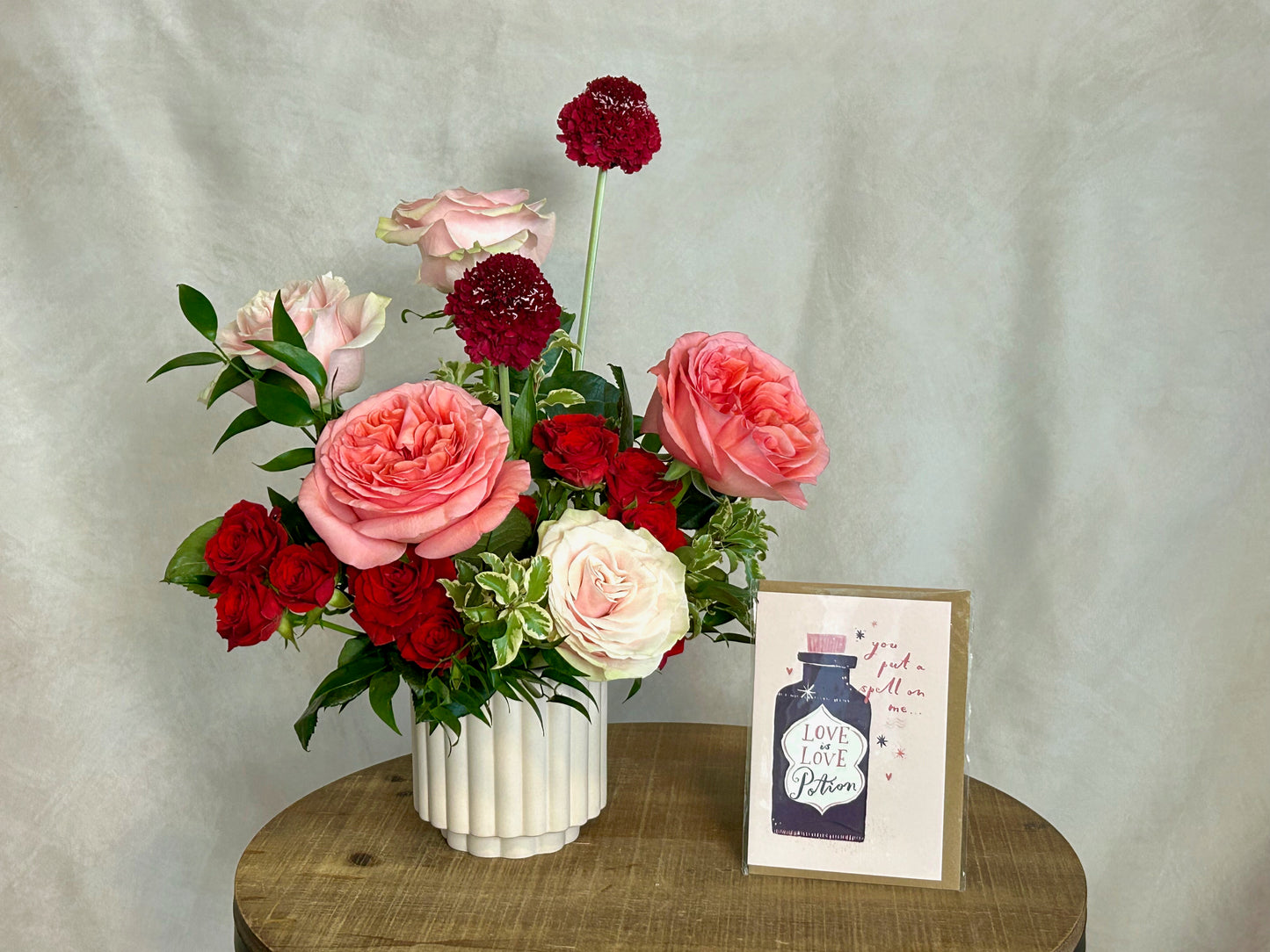 Rosé Love - Complement your gift adding a GREETING CARD/ Valentines flowers