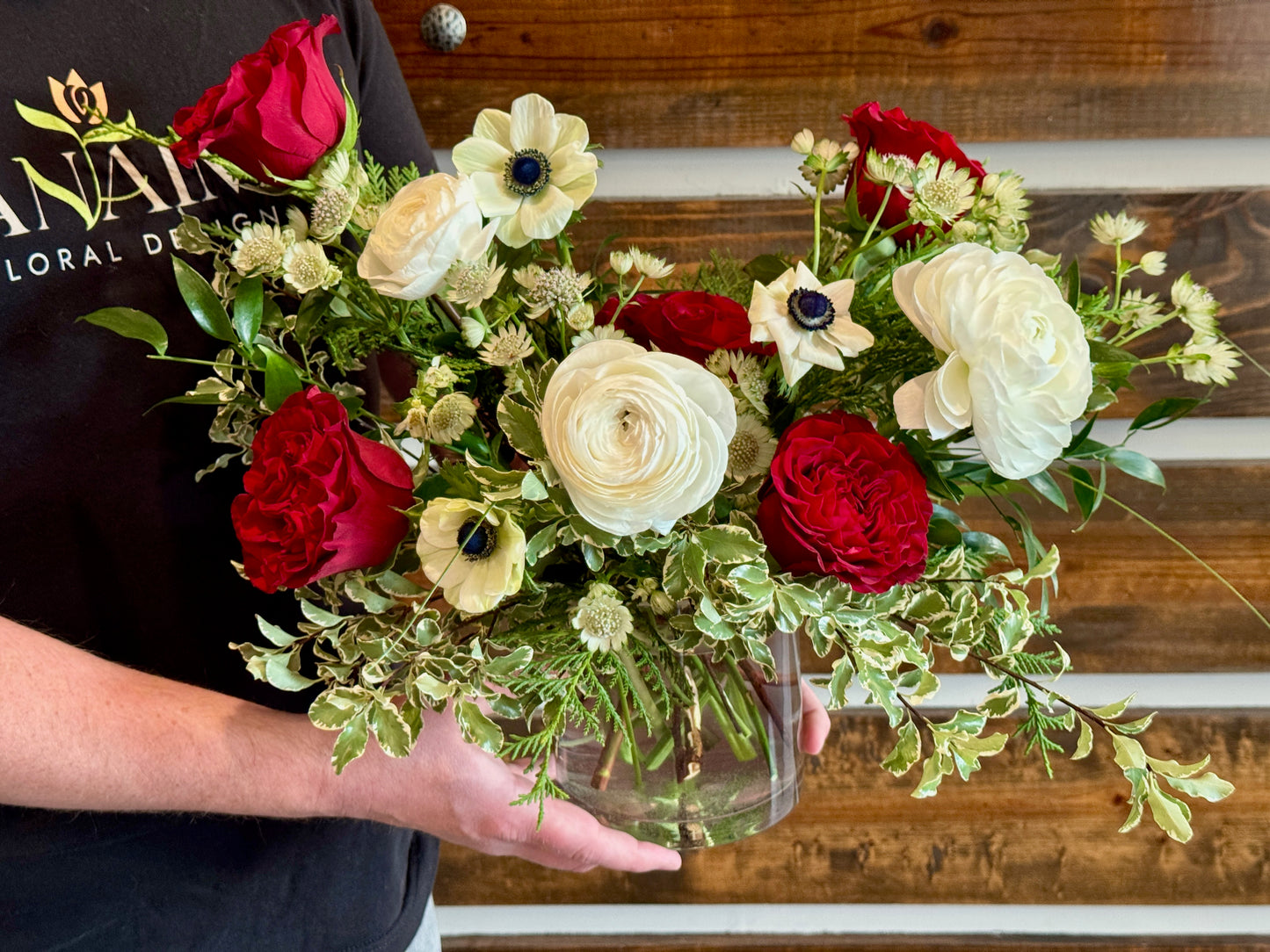 Peppermint Starlight - Greeting Card and Flowers in a vase